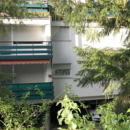 Family & Parking Apartament Baden-Baden