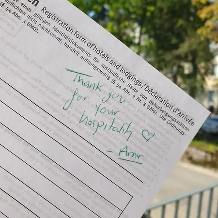 Family & Parking דירה